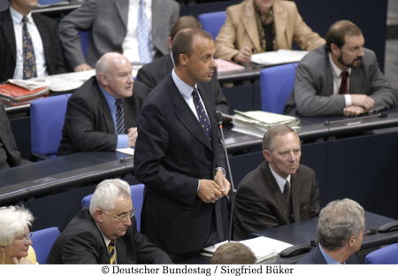 Ex-Unionsfraktionschef Friedrich Merz erhielt am Samstag 915 von 983 Delegiertenstimmen