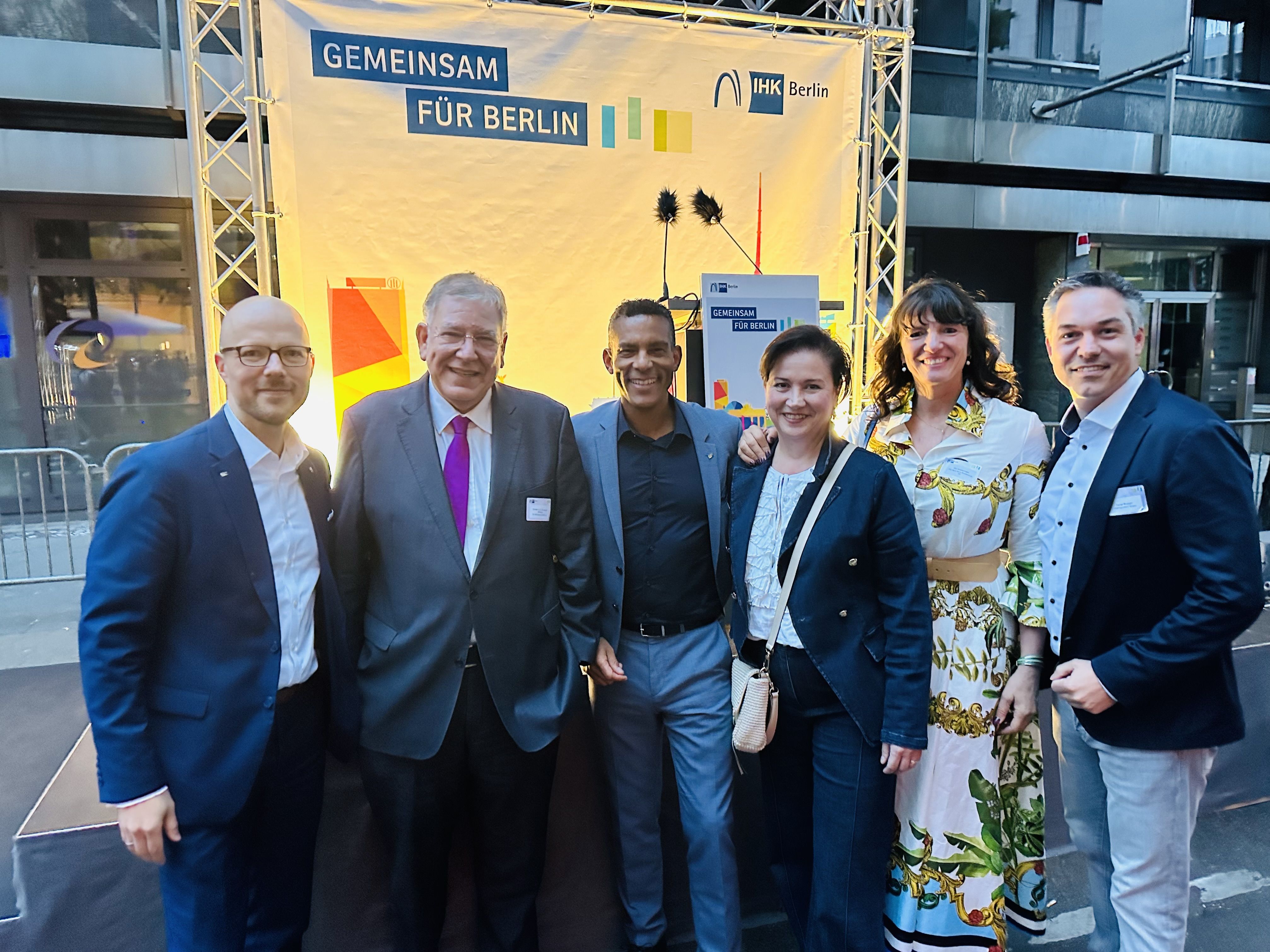 Sommerfest der IHK Berlin: Großes Lob der Wirtschaft für den Wegner-Senat