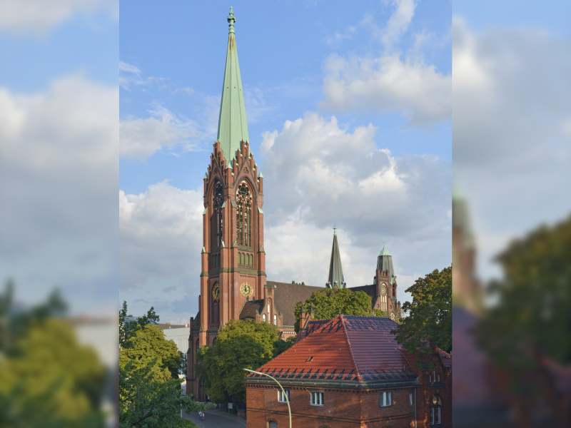 Apostel-Paulus-Kirche: klimaschonende Energie im Denkmalschutz