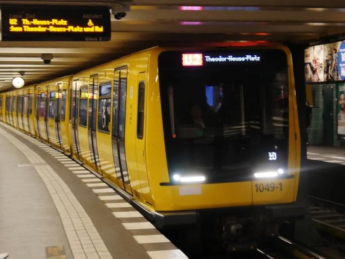 Auch das BVG Personal tritt bald im anderen Design auf