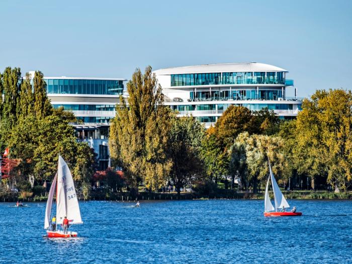 Das Hotel 'The Fontenay' an der Außenalster