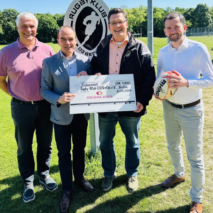 v.l.: Gert Lieck, Sportwart Rugby Klub 03 Berlin; Gerhard Wilhelm, Sprecher der Geschäftsführung Spielbank Berlin; Marc Berger, Vorsitzender Rugby Klub 03 Berlin; Prof. Dr. Martin Pätzold, MdA, Vorsitzender CDU Lichtenberg