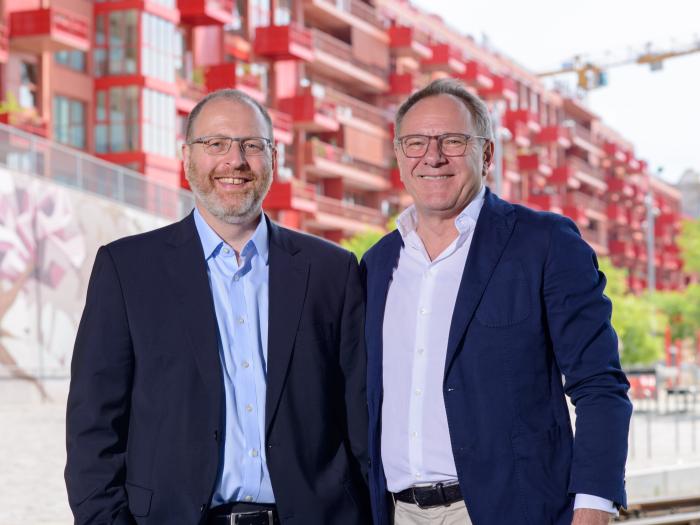 Herbert Dzial (rechts), Gründer der HD Gruppe, mit Bruder Wolfgang Dzial (links)