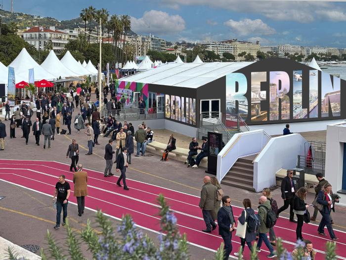 Der Berlin-Pavillon auf der MIPIM in Cannes an der Promenade „La Croisette“