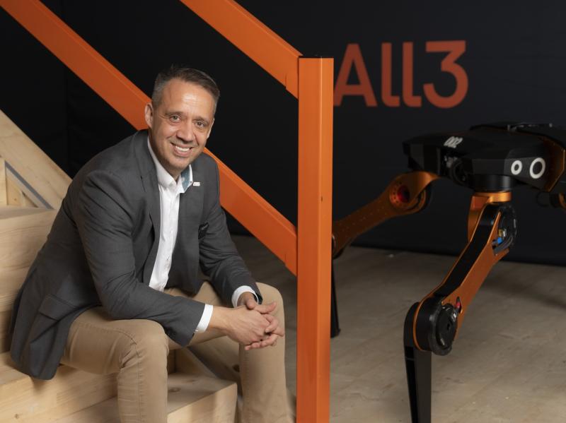 Pioniere der Hauptstadt: All3-„Mantis“ - der Alleskönner auf dem Bau