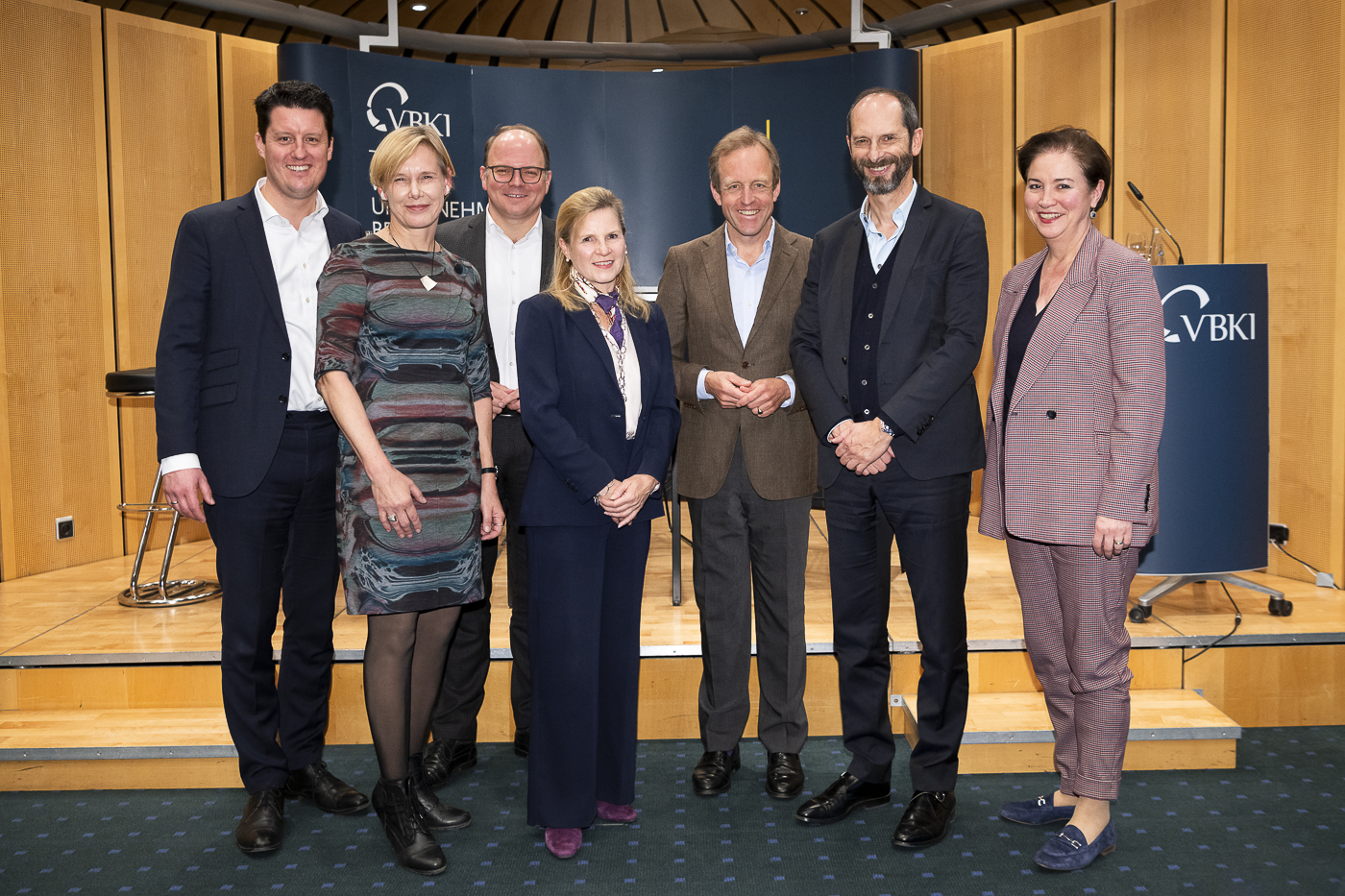 v.l. Simon Batt-Nauerz, Dr. Christina Quensel (Campus Berlin-Buch), Alexander Föhr, Universitätsklinikum Heidelberg, Astrid Lurati (Charité – Universitätsmedizin Berlin), Dr. Harald Hasselmann, Eckert & Ziegler SE , Harald Maas, KPMG, Ute Weiland, Geschäftsführerin VBKI | Inga Haar
