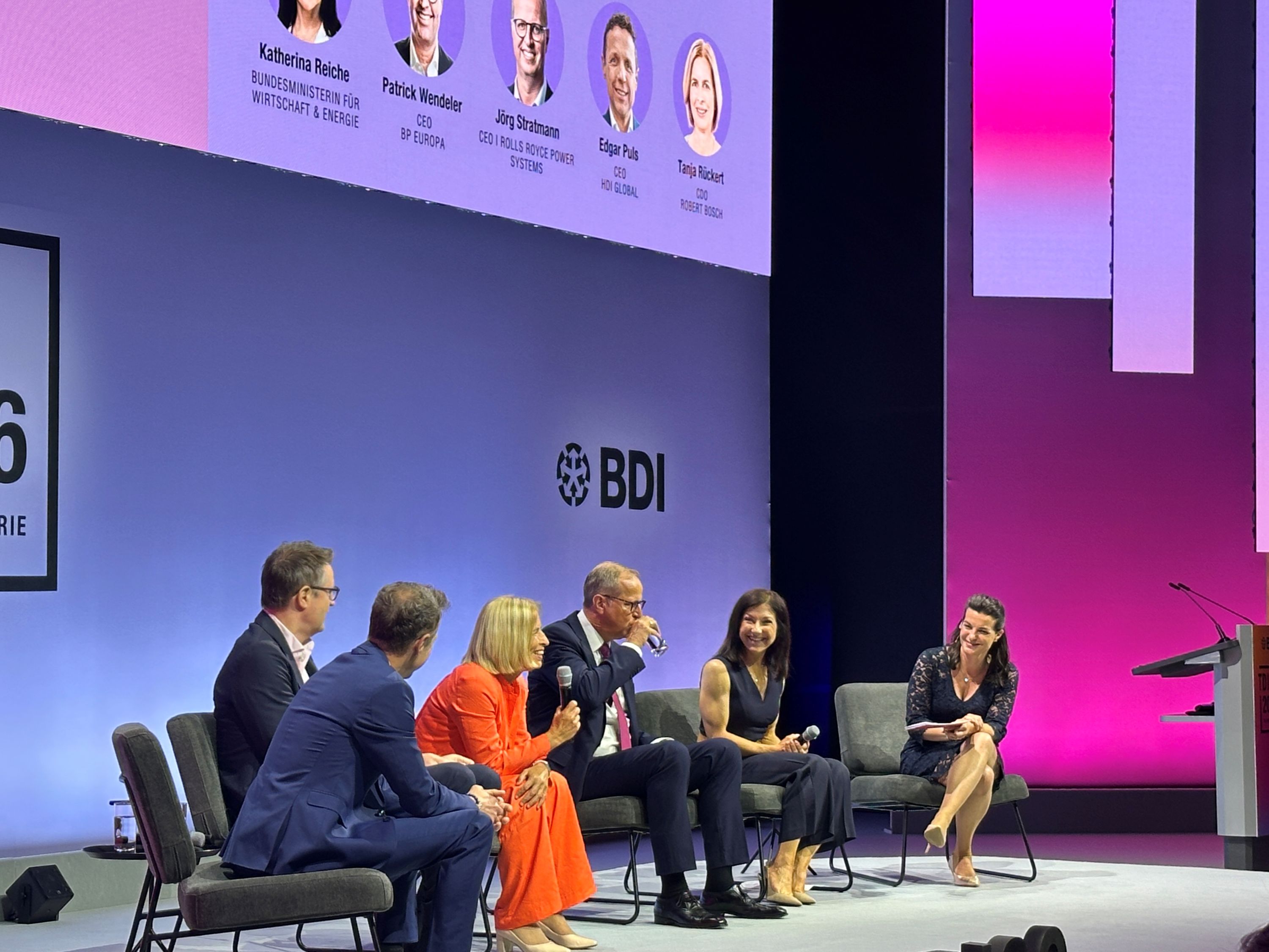 Bundeswirtschaftsministerin Katharina Reiche im Panel zur Energie- und Standortpolitik. Im Mittelpunkt standen Versorgungssicherheit, bezahlbare Energie und die industrielle Transformation | BERLINboxx